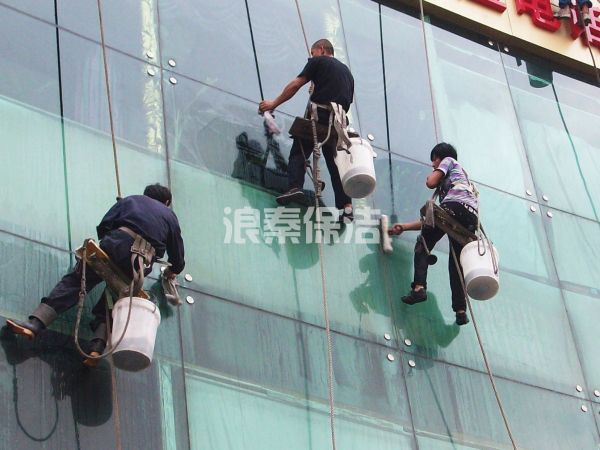 玻璃幕墻清洗（7）